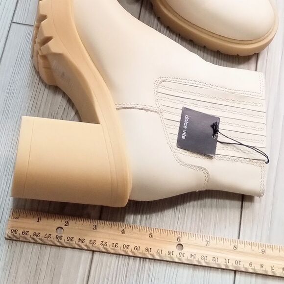 (A-4154) Caster H2O Booties Dolce Vita Boots Sz 9.5 - Picture 8 of 10